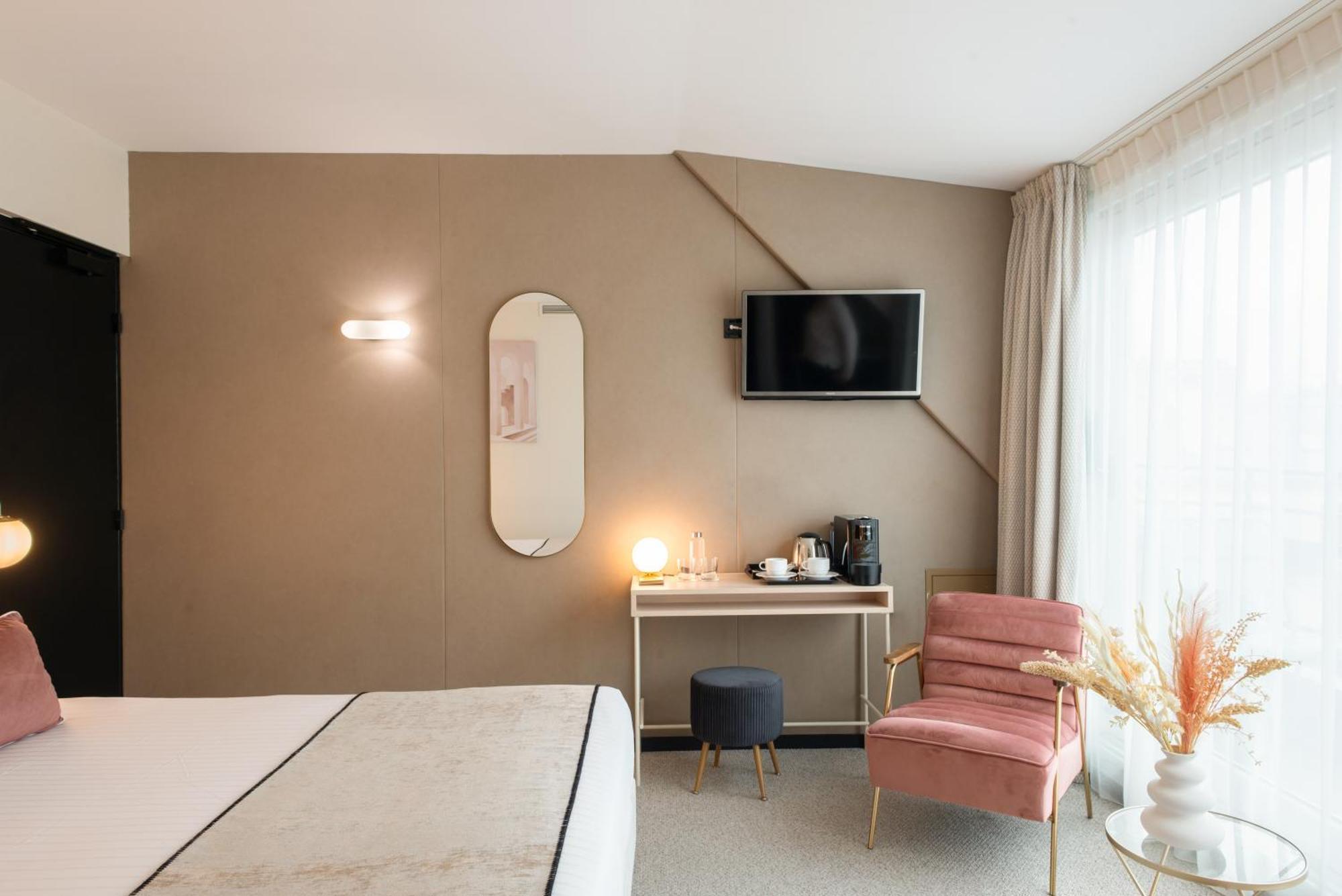 Helussi Hôtel Paris Exterior foto